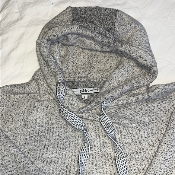 Men’s Light Pullover - Picture 2 of 2